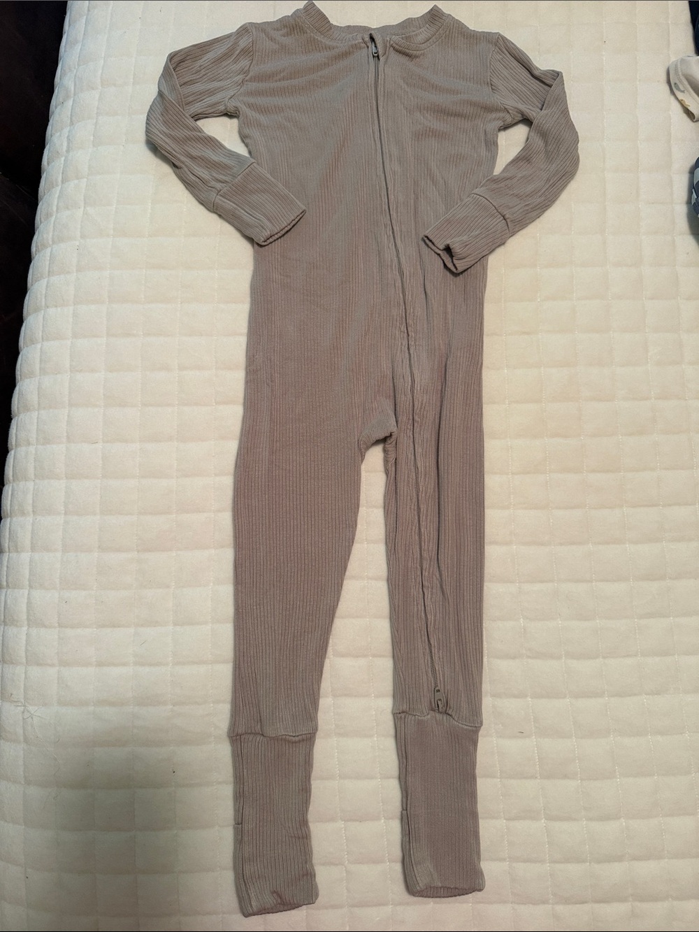 kate quinn Convertible Zippy PJs